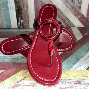 Bernardo Matrix Thong Sandal with Heel Red Antique Calf EUC Leather Hot SZ 7.5